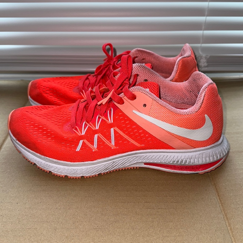 wmns nike zoom winflo